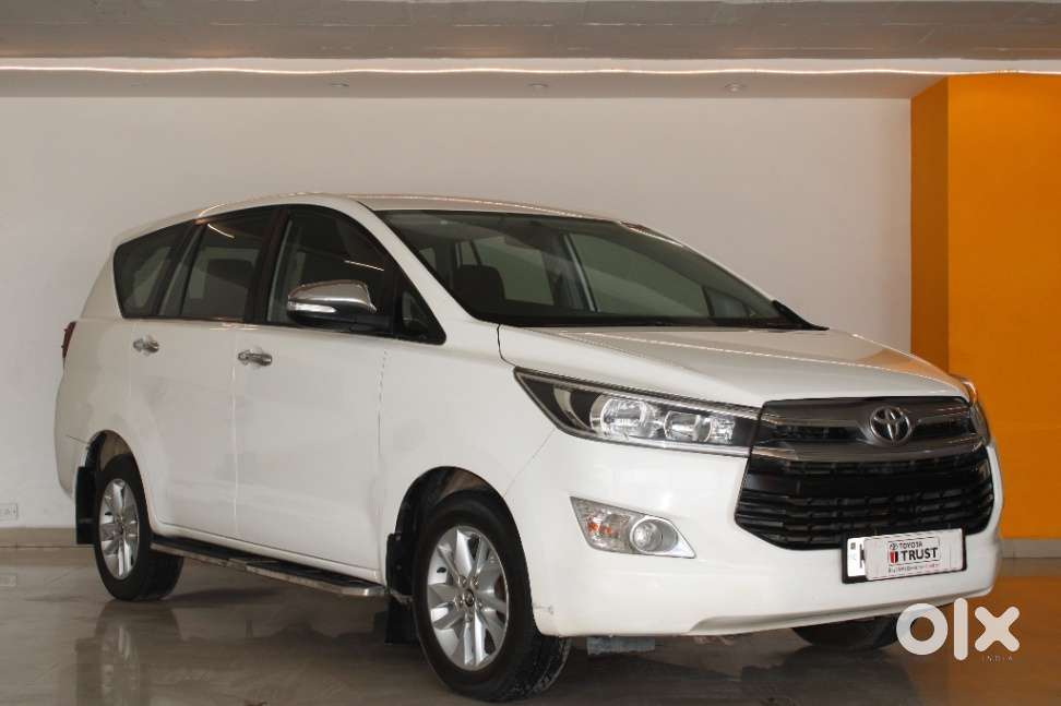 Toyota Innova Crysta 2.8 Gx At, 2017, Diesel