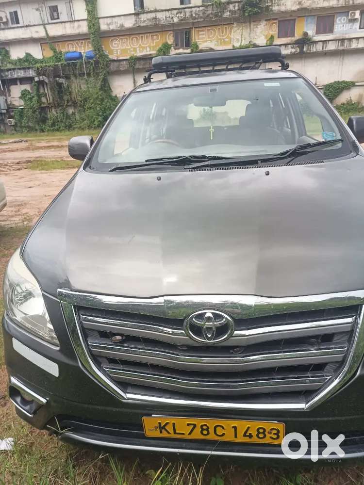Toyota Innova 2012 Diesel 7 Str