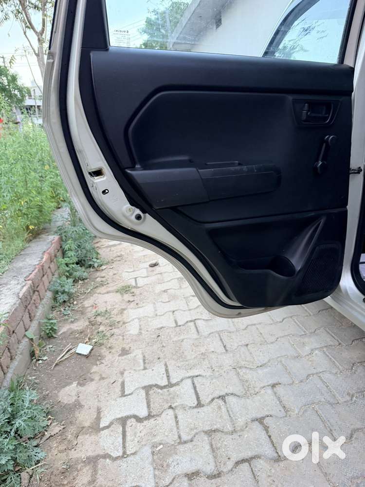 Maruti Suzuki Wagon R Cng Lxi Opt, 2022, Cng & Hybrids