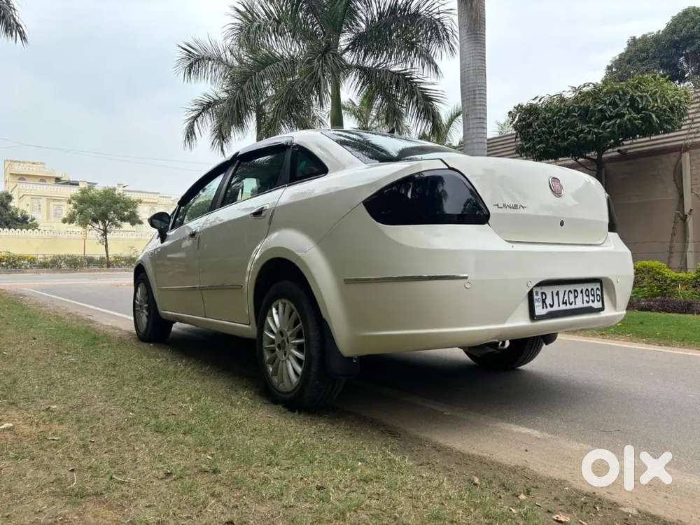 Complete Family Car
