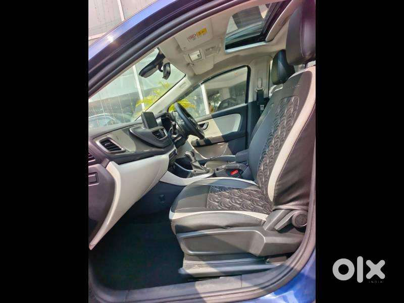 Tata Altroz Xza Plus (s), 2023, Petrol