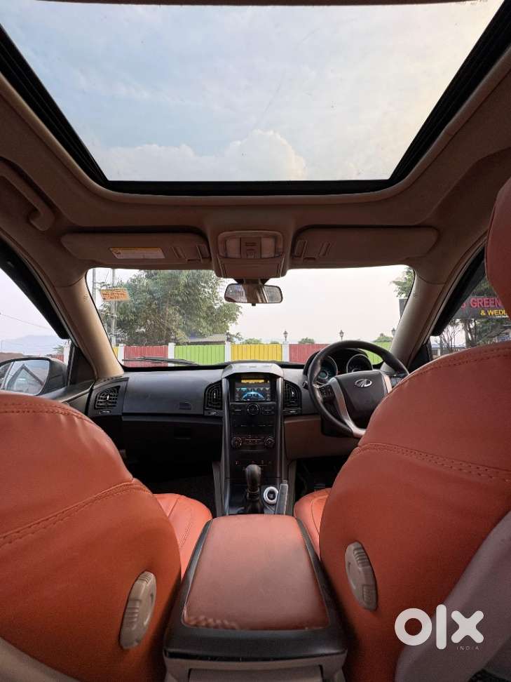 Mahindra Xuv500 2.2 W10, 2015, Diesel