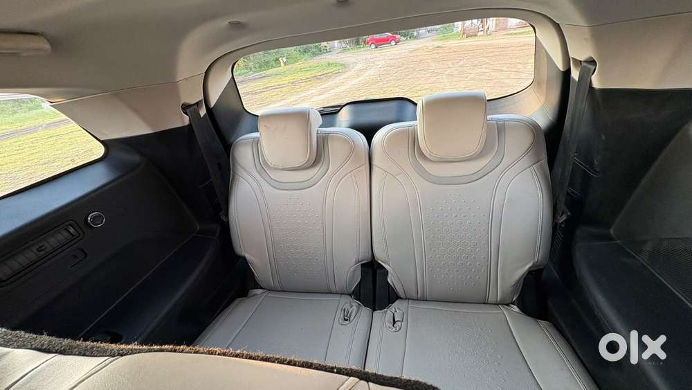 Mahindra Xuv700 2.2 Ax 5 Diesel Mt 7 Str, 2024, Diesel
