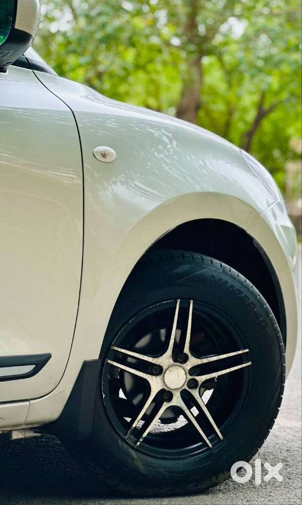 Maruti Suzuki Swift 1.2 Lxi (o), 2021, Petrol