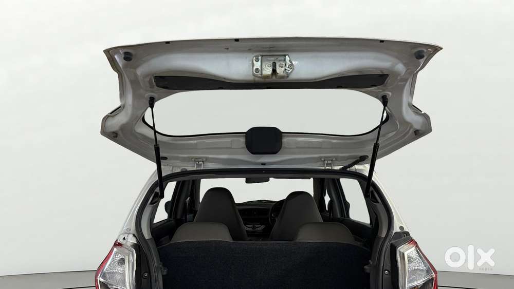 Maruti Suzuki Alto K10 Vxi, 2017, Petrol
