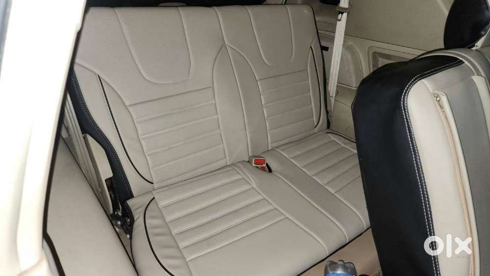 Mahindra Rexton, 2015