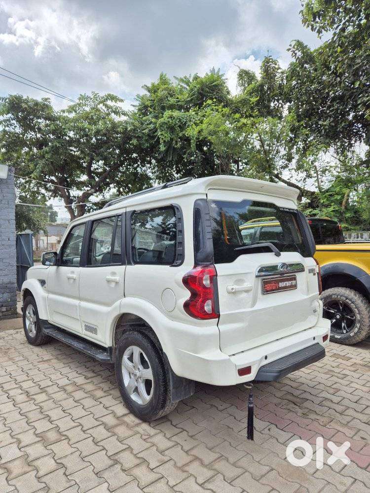 Mahindra Scorpio S11 Mt 7s, 2021, Diesel
