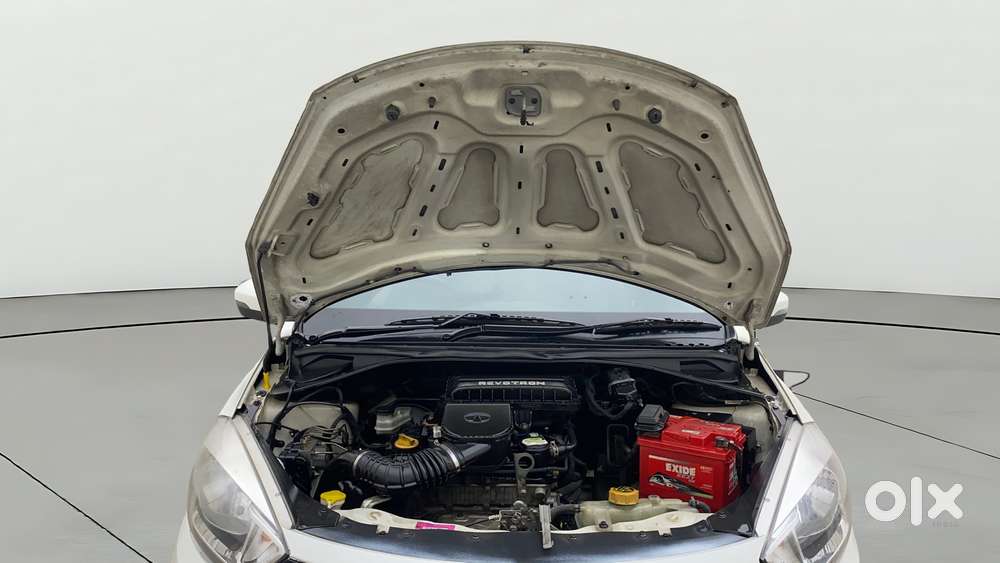 Tata Tiago 1.2 Revotron Xz, 2017, Petrol