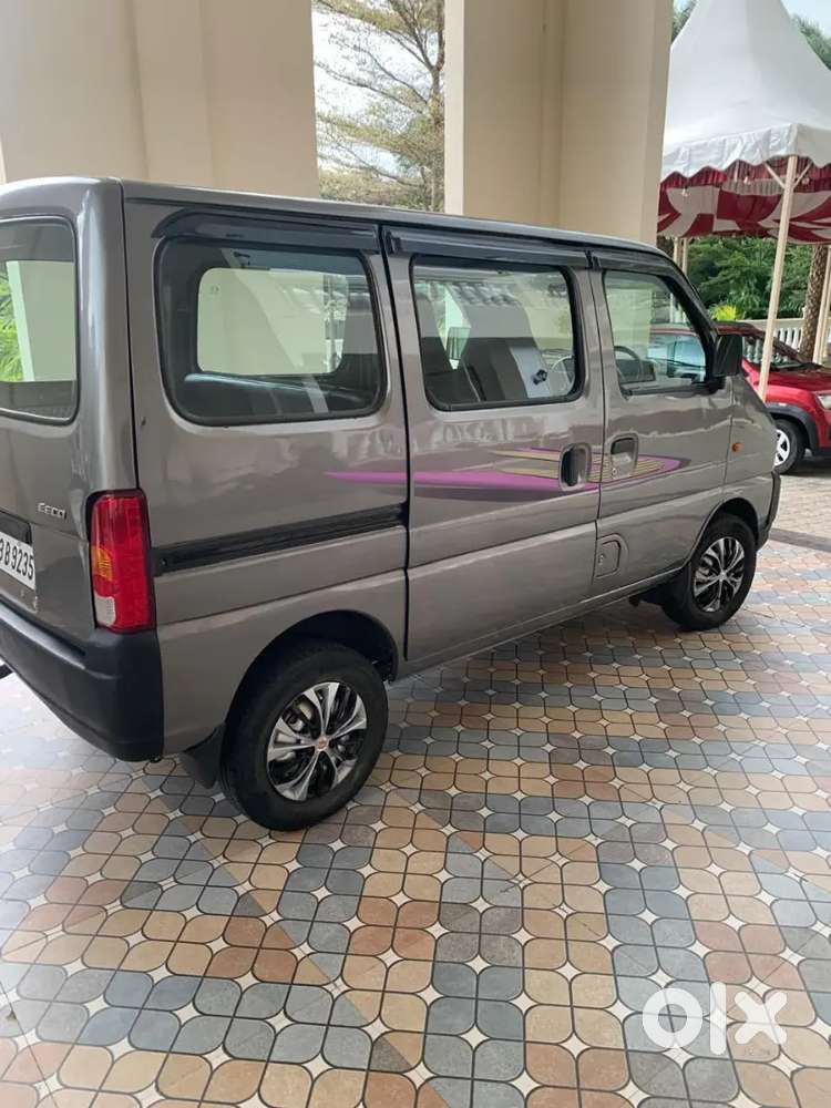 Maruti Suzuki Eeco 2011