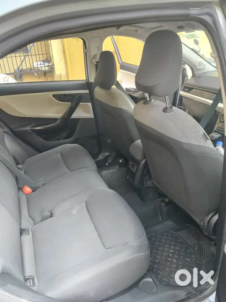 Tata Nexon 2025 Petrol Well Maintained