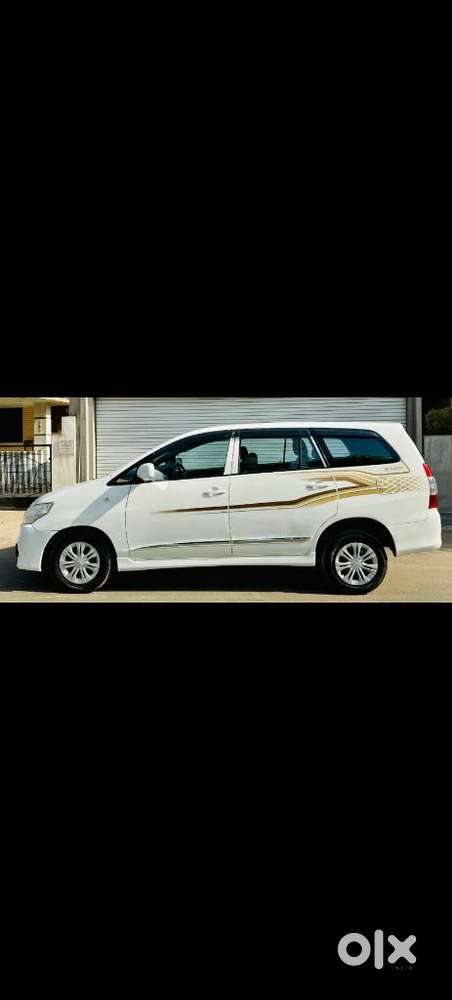 Toyota Innova 2.5 Gx 8 Seater Limited Edition, 2016, Diesel