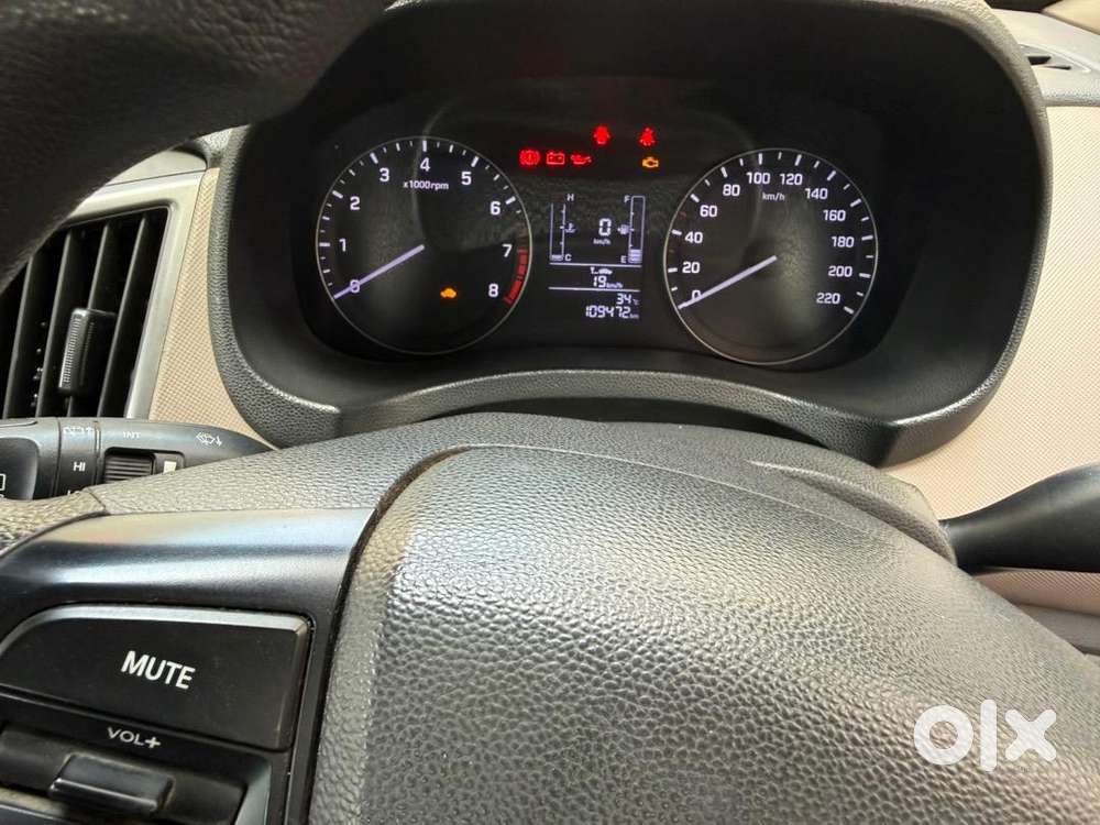 Hyundai Creta 2015 Petrol With Two Digit Number