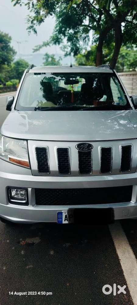 Mahindra Tuv 300 2017 Diesel Well Maintained