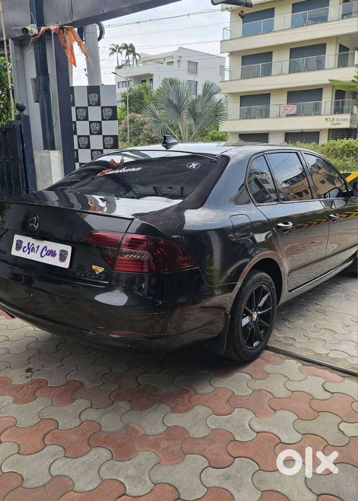 Skoda Superb Elegance 1.8 Tsi At, 2014, Petrol