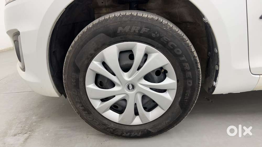 Maruti Suzuki Swift Vvt Vxi, 2015, Petrol