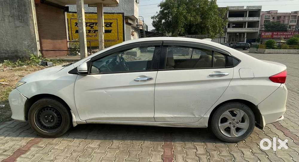 Honda City 2014 Petrol Well Maintained