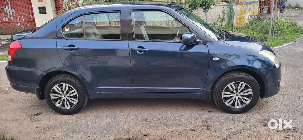 Maruti Suzuki Swift Dzire 2009 Petrol Well Maintained