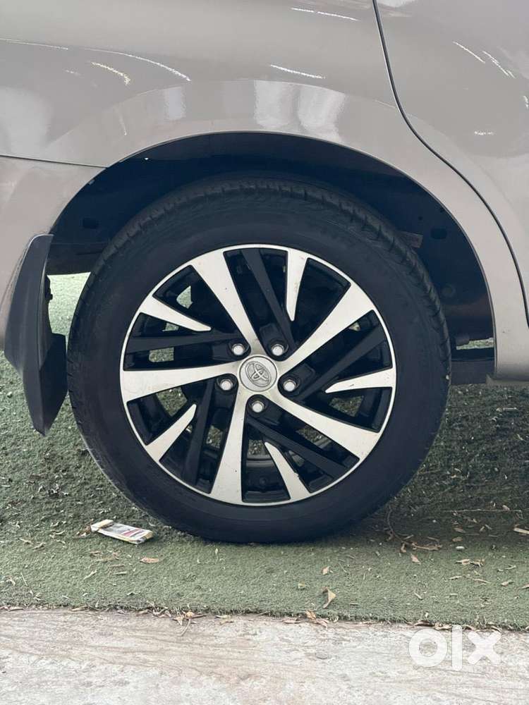 Toyota Innova Crysta [2020-ongoing] 2.7 Zx At 7 Str, 2022, Petrol