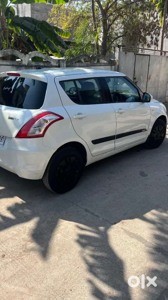Maruti Suzuki Swift 2011 Cng & Hybrids 165000 Km Driven