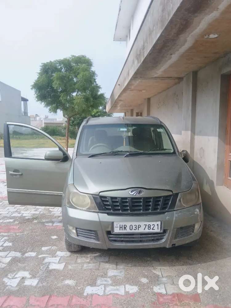 Mahindra Quanto 1.5 C6 2012