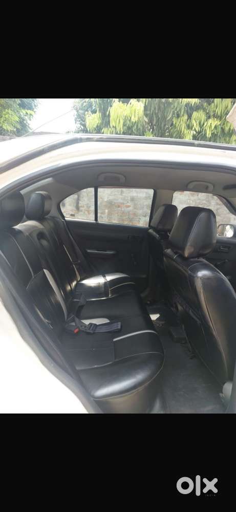 Maruti Suzuki Swift Dzire 2014 Diesel Well Maintained