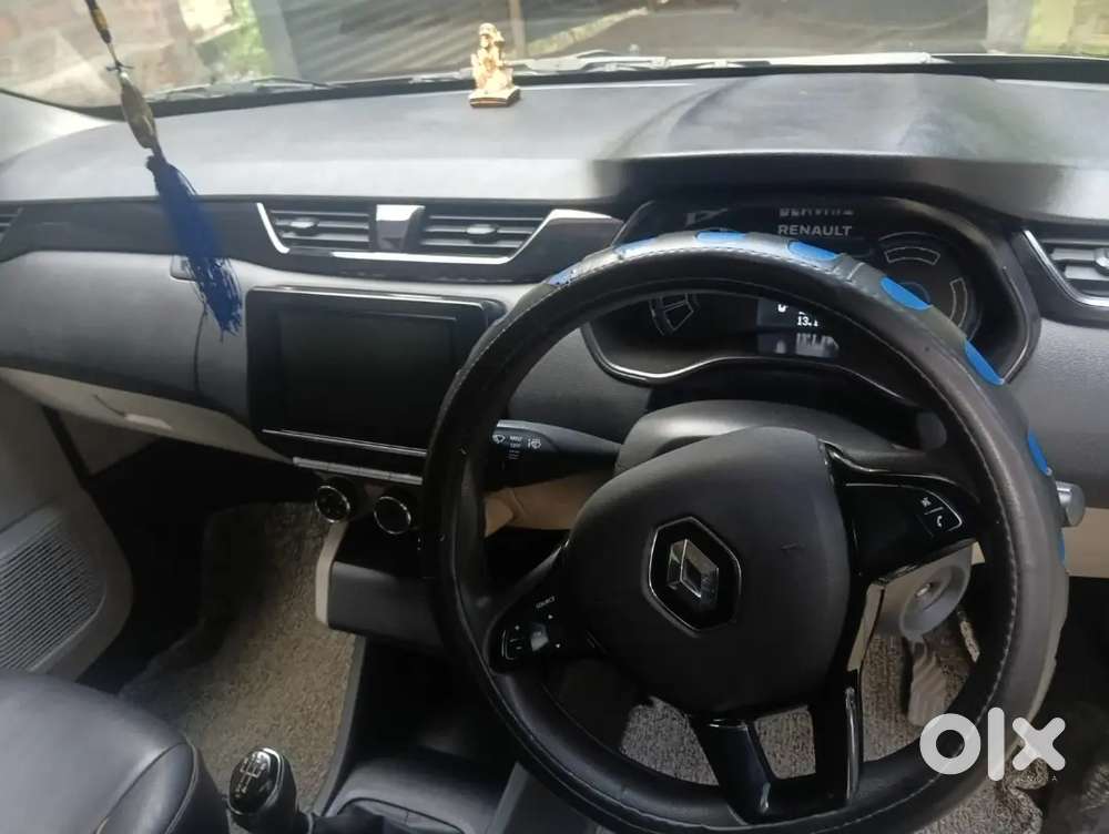 Renault Triber Petrol 2022