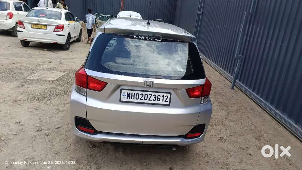 Honda Mobilio S I-vtec  Petrol + Cng  1.26 L Km  Insurance Valid