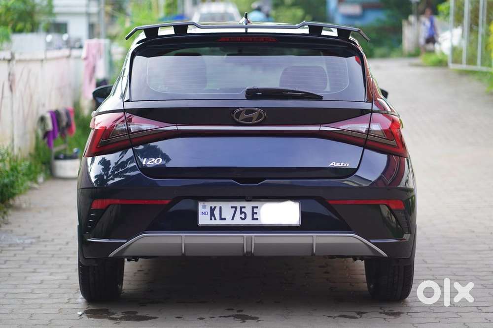 Hyundai I20 Asta(o)  Mt  Oct 2024  10000 Km  1st Owner  Like New