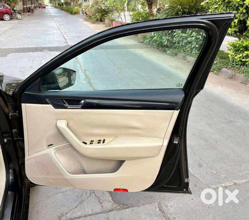 Skoda Superb L&k 2.0 Tdi At, 2018, Diesel