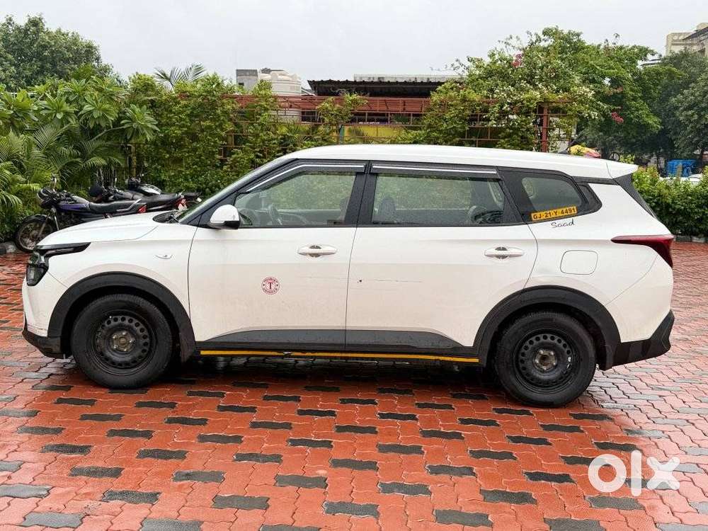 Kia Carens 1.5 Prestige Plus 7 Str Imt, 2023, Diesel
