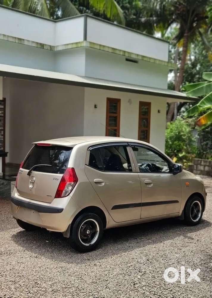 Hyundai Accent Gl 2010