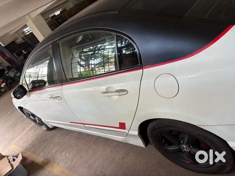 Honda Civic 2010 Petrol 90000 Km Driven- Renewed