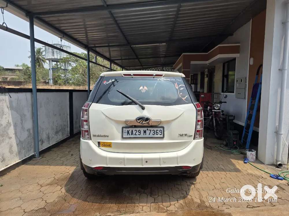 Mahindra Xuv500 Diesel 2012 W8 Topend