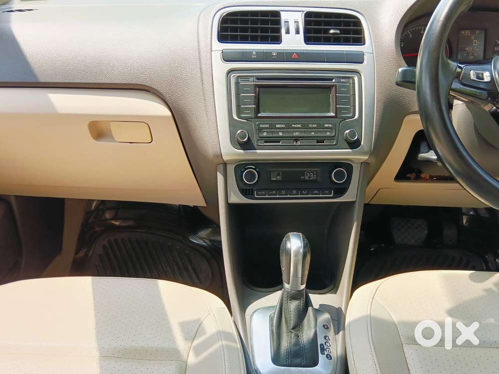 Volkswagen Vento 1.2 Tsi Highline Plus At, 2015, Petrol