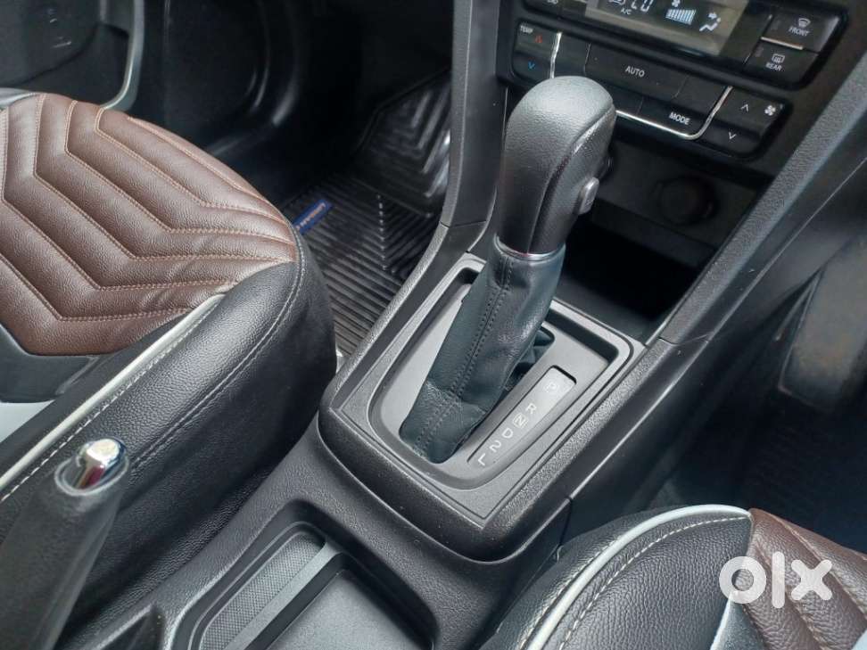 Toyota Urban Cruiser 1.5 Premium Grade At, 2021, Petrol