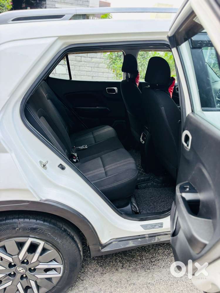 Hyundai Venue [2022-ongoing] 1.5 Crdi Sx, 2022, Diesel