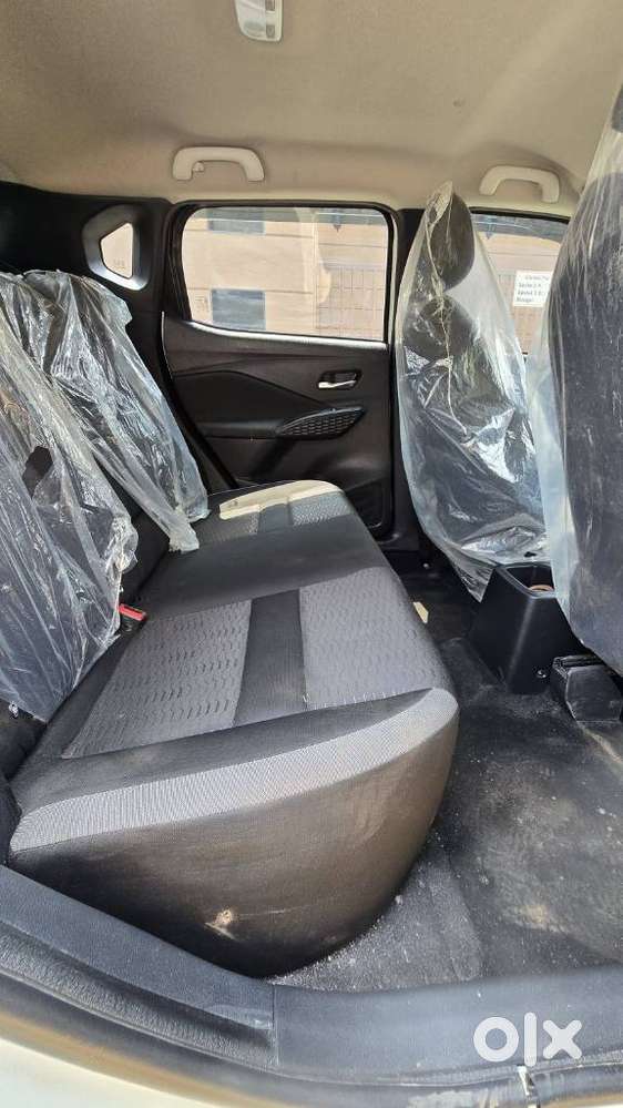 Nissan Magnite 1.0 Xl, 2025, Petrol