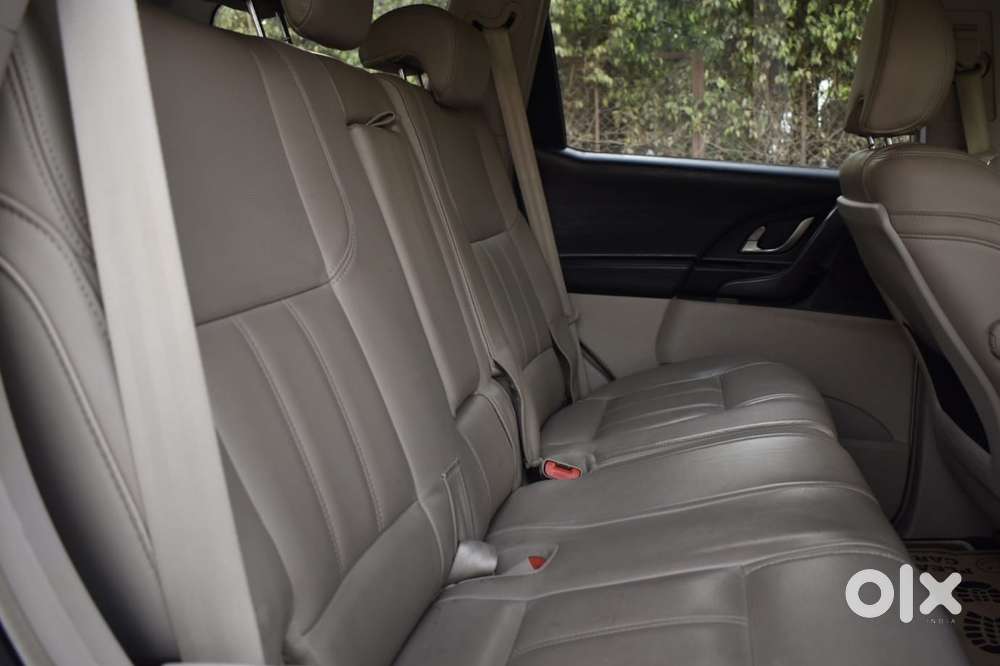 Mahindra Xuv500 At W10 Fwd, 2017, Diesel