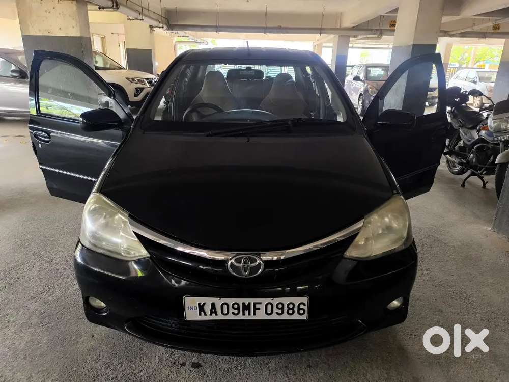 Toyota Etios 2011 Petrol Well Maintained