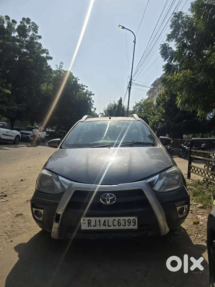 Toyota Etios Cross 2015 Diesel 128000 Km Driven