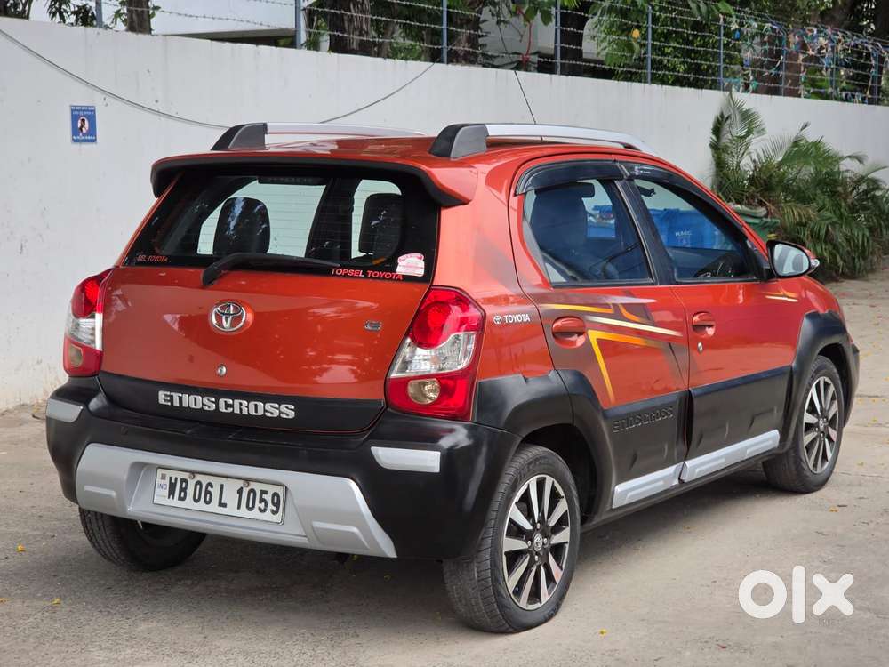 Toyota Etios Cross, 2014, Petrol