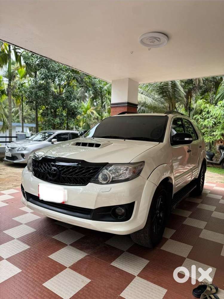 Toyota Fortuner 2015