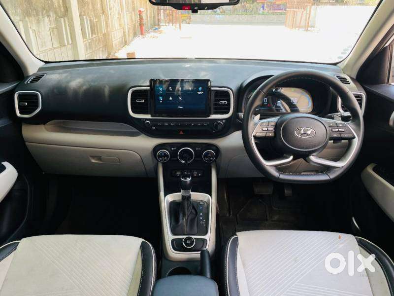 Hyundai Venue 1.0 Sx (o) Turbo Dct, 2024, Petrol