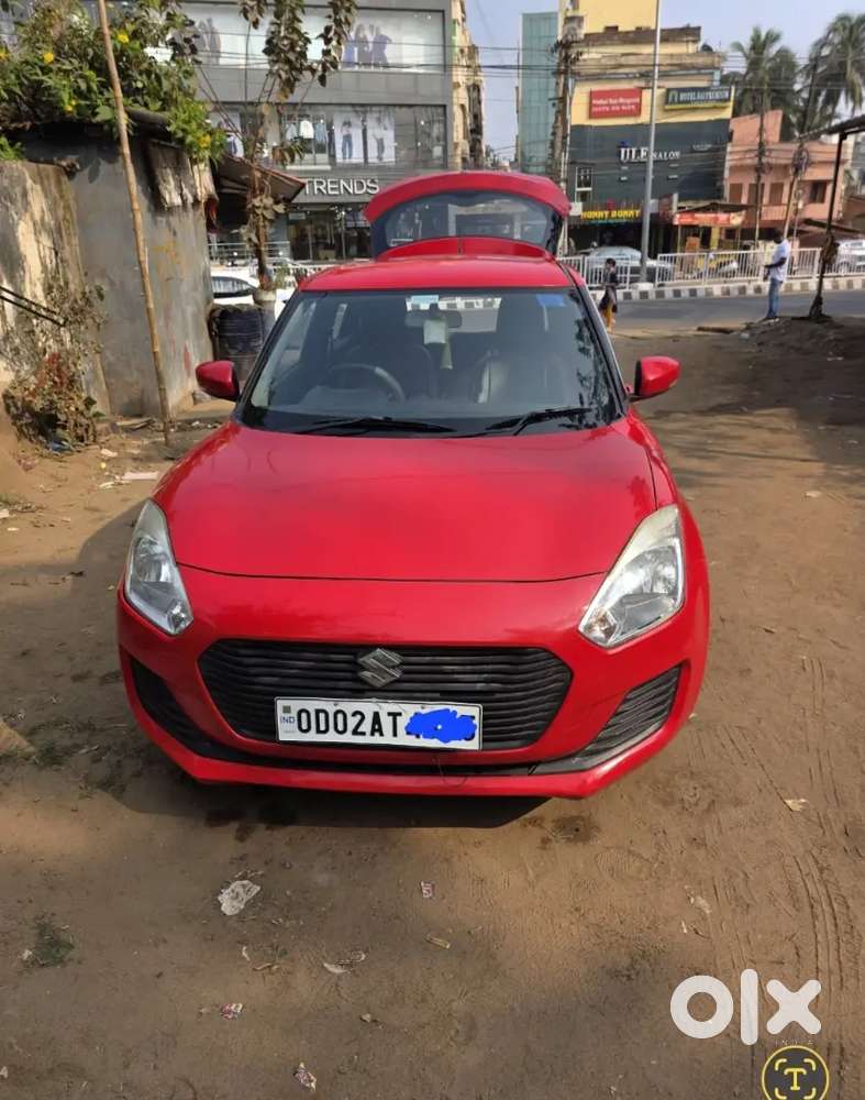 Maruti Suzuki Swift 2018 Petrol 42000 Km Driven