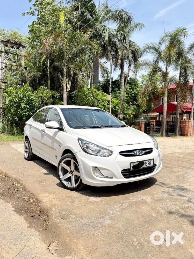 Hyundai Fluidic Verna 2013 December