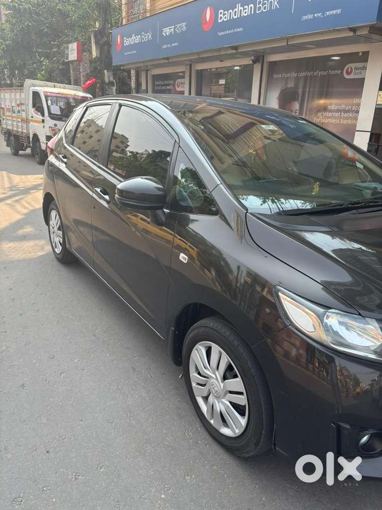 Honda Jazz 2016 Petrol Well Maintained
