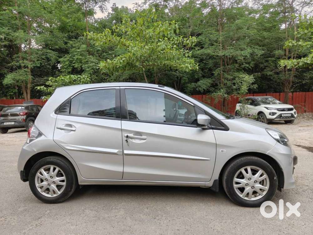 Honda Brio 2011-2013 V Mt, 2012, Petrol