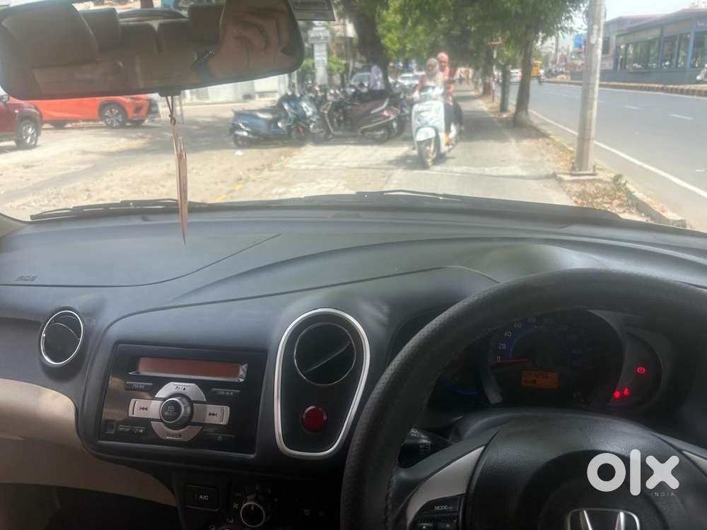 Honda Mobilio Diesel 2014