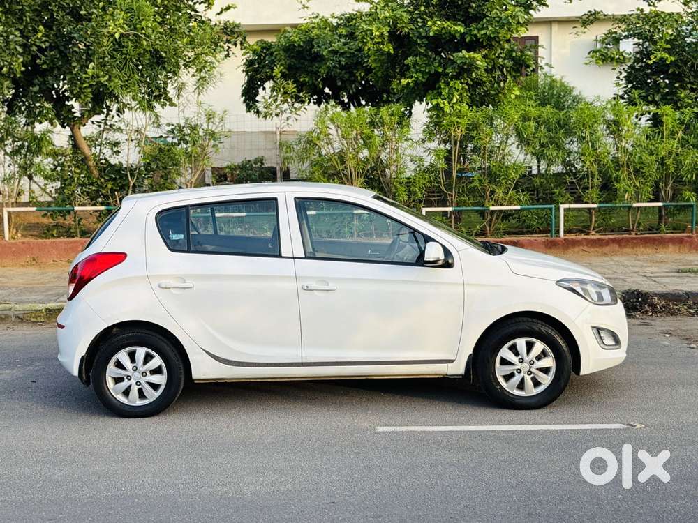 Hyundai I20 2015-2017 Sportz Option 1.4 Crdi, 2013, Diesel
