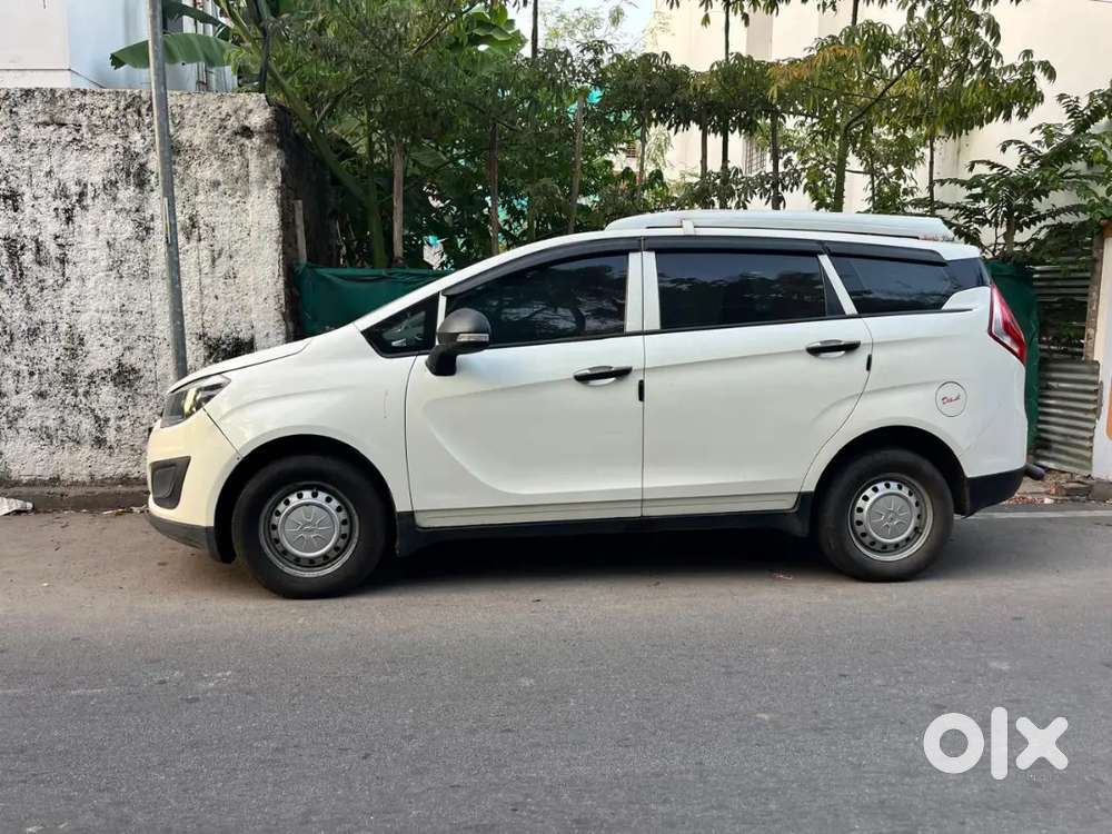 Mahindra Marazzo 2020 Diesel 221000 Km Driven